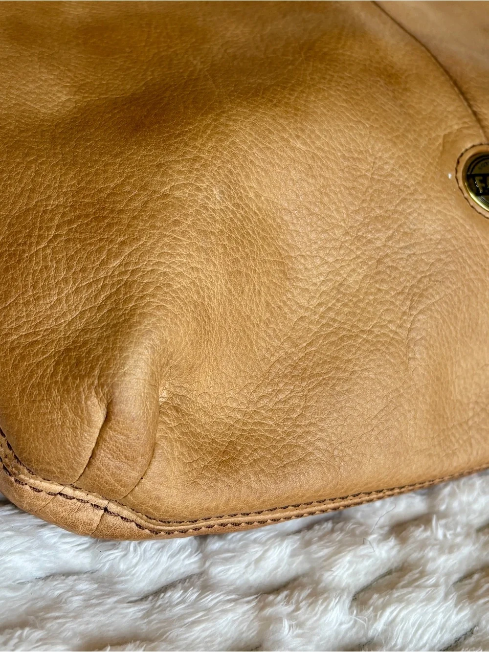 Fossil tan, leather, rustic, tote, bag, convertible straps, antique brass